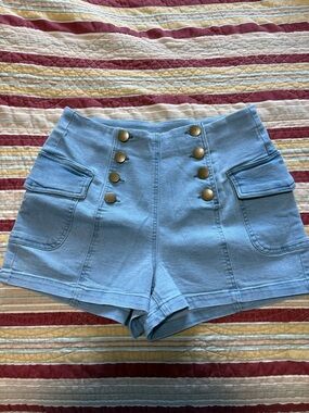 VENUS Light Blue High-Waist Button Front Shorts